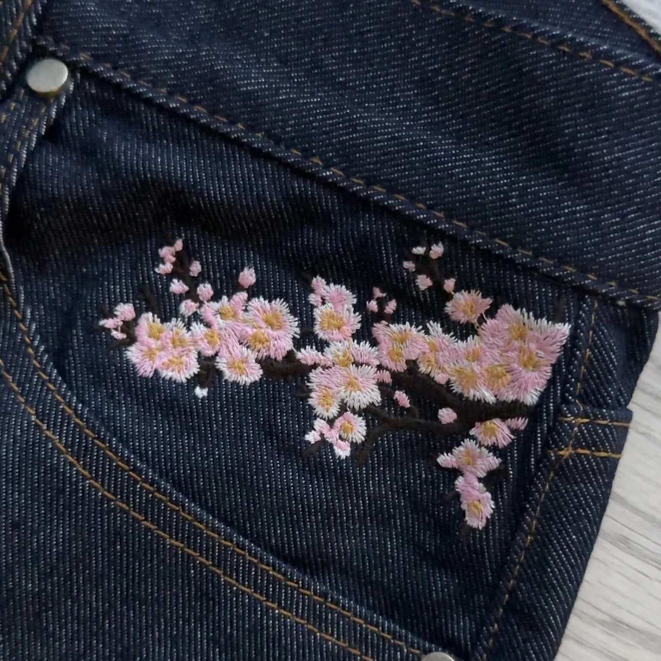 SAKURA JEANS