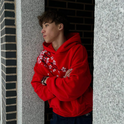 FALLING SAKURA HOODIE RED