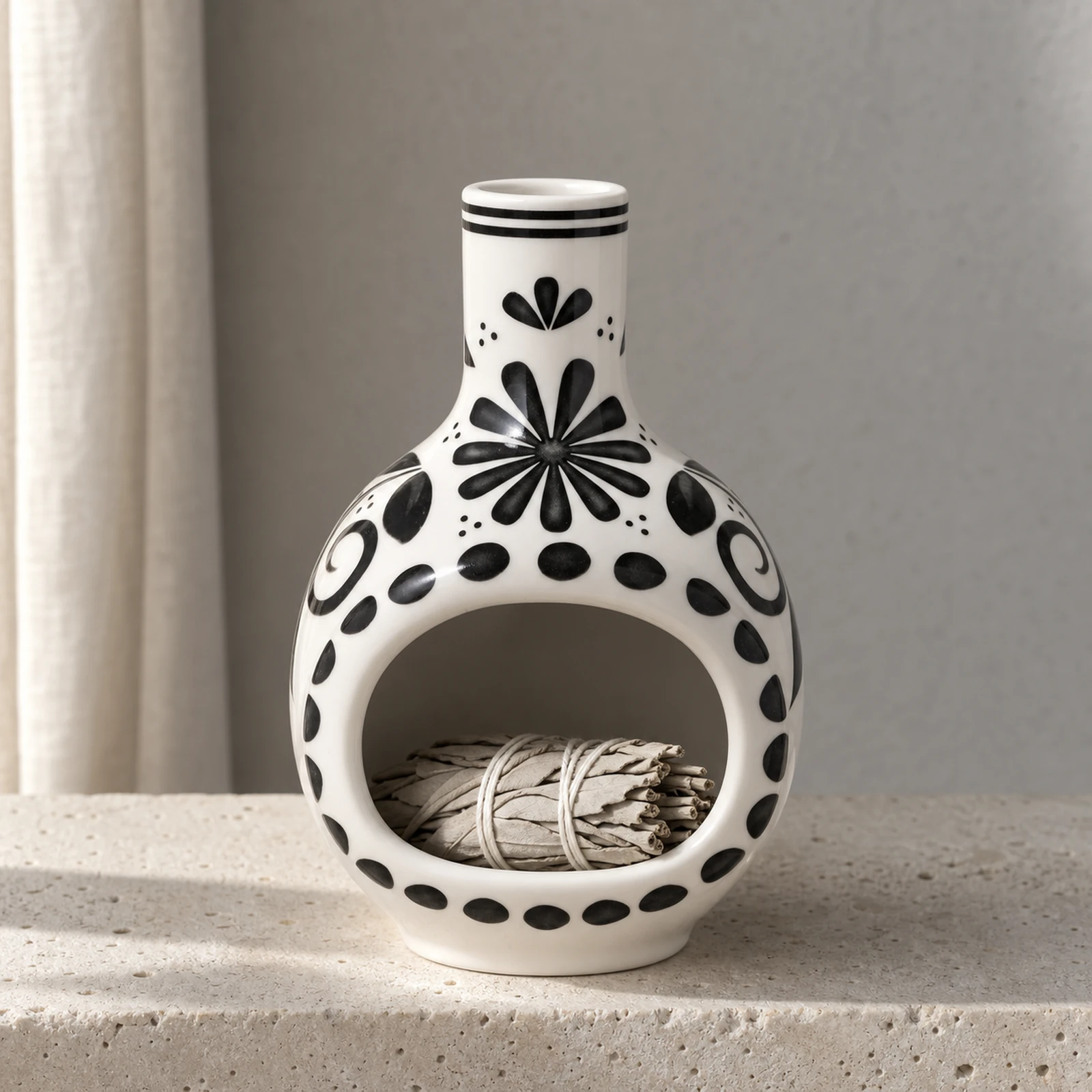 Black and White Jingdezhen ceramic Palo Santo holder image 5