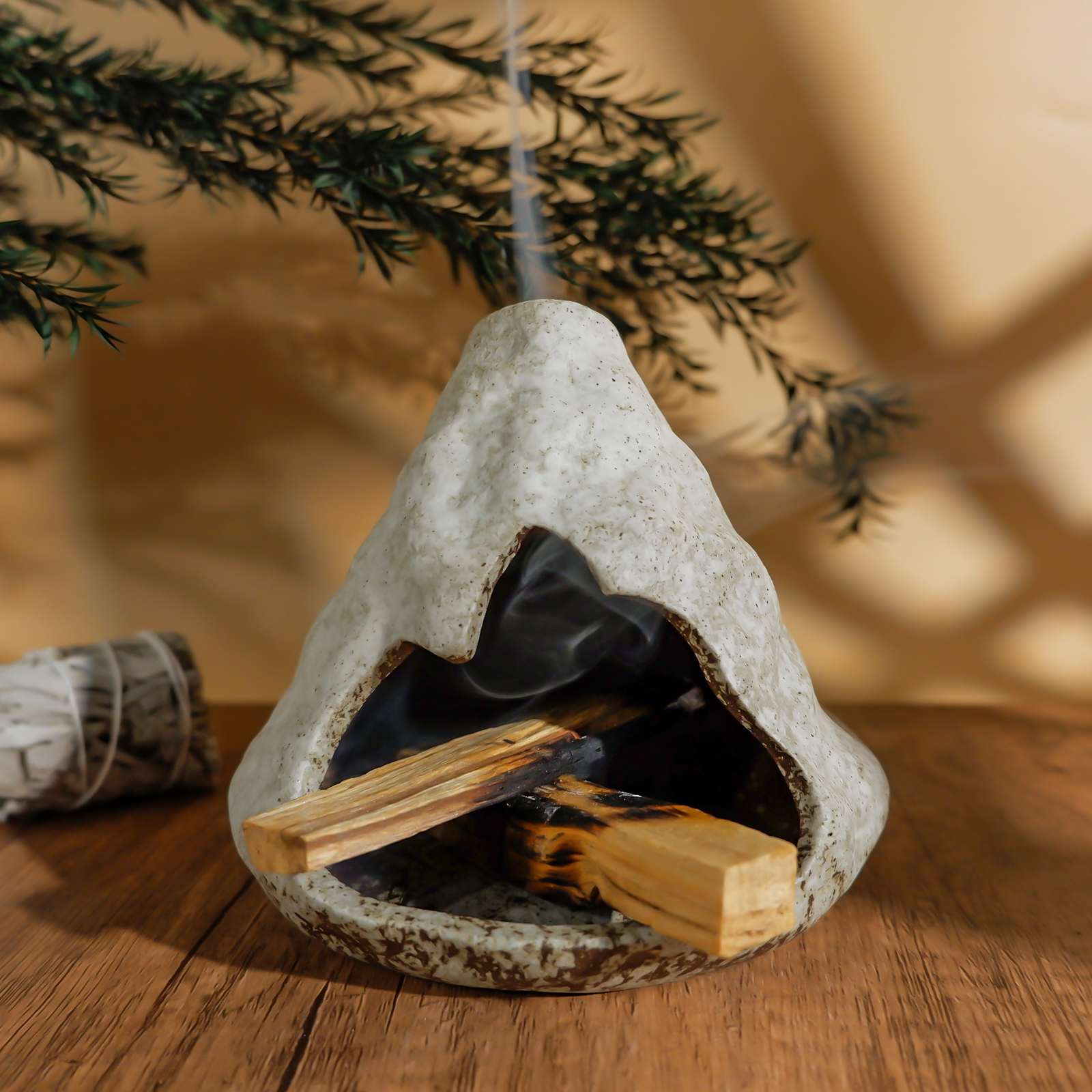 Black Gold Zongzi Incense Burner - Ceramic Palo Santo Holder
