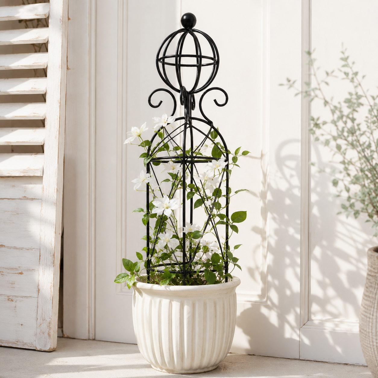 Black Metal Obelisk Trellis for Climbing Plants
