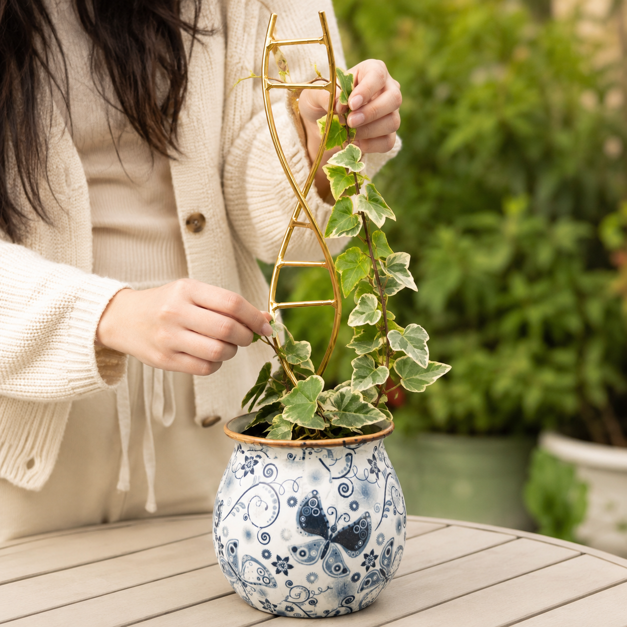 Gold DNA Plant Trellis for Indoor Vining Plants