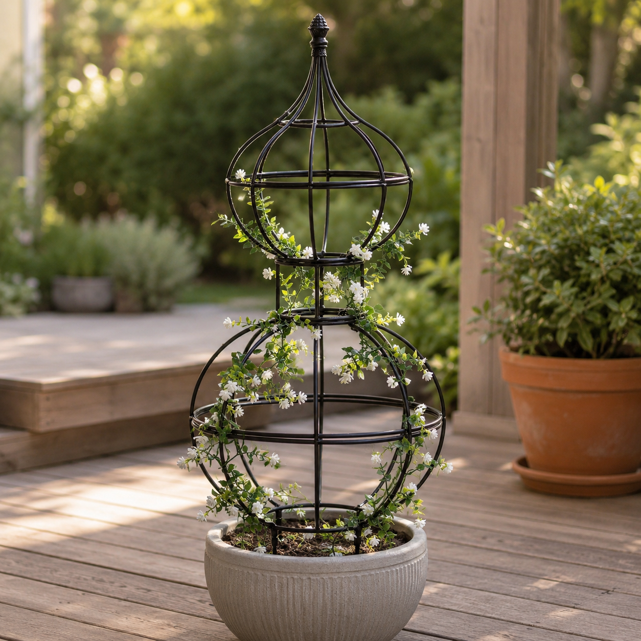 Decorative Iron Garden Trellis for Roses and Vines