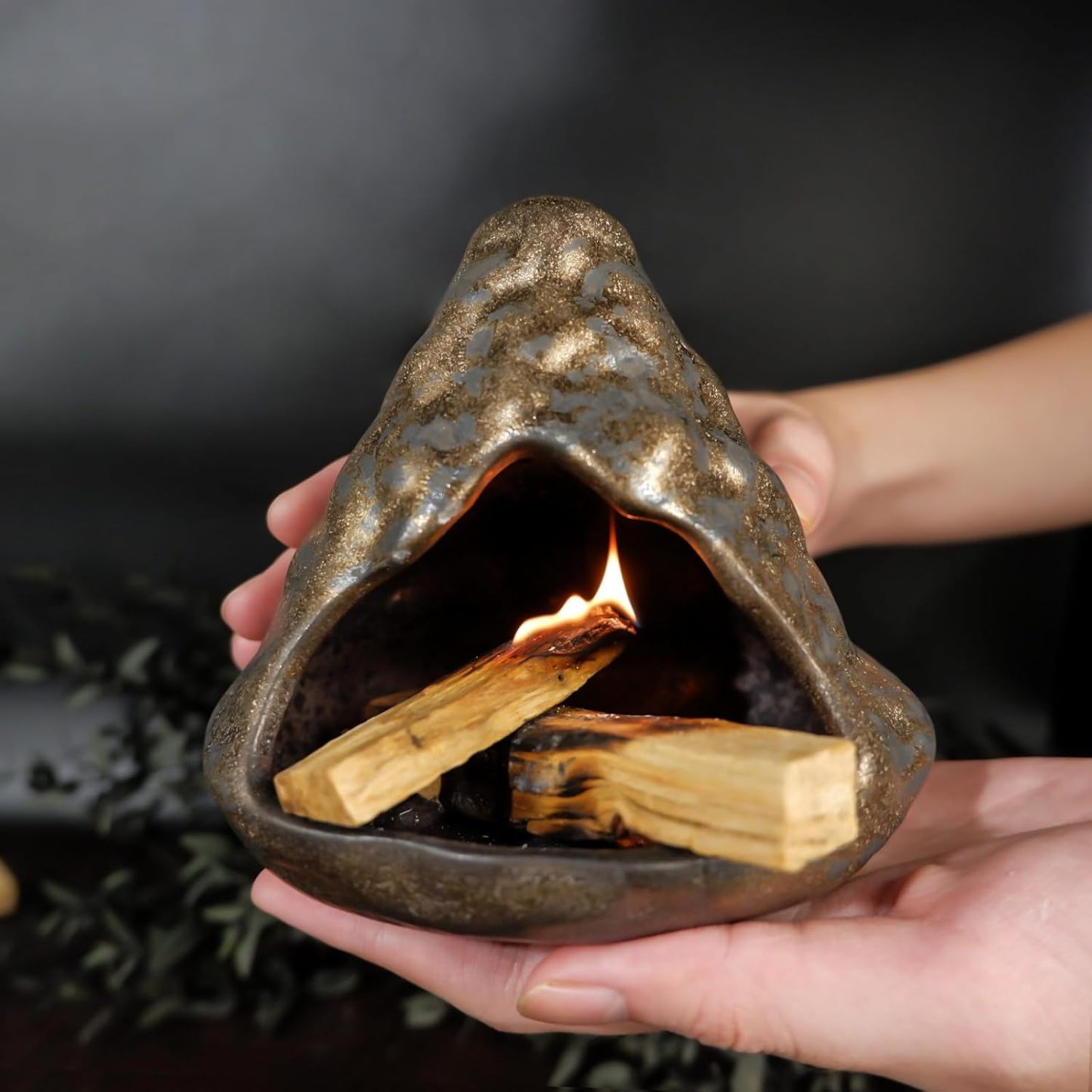 Black Gold Zongzi Incense Burner - Ceramic Palo Santo Holder-MOUGIGI