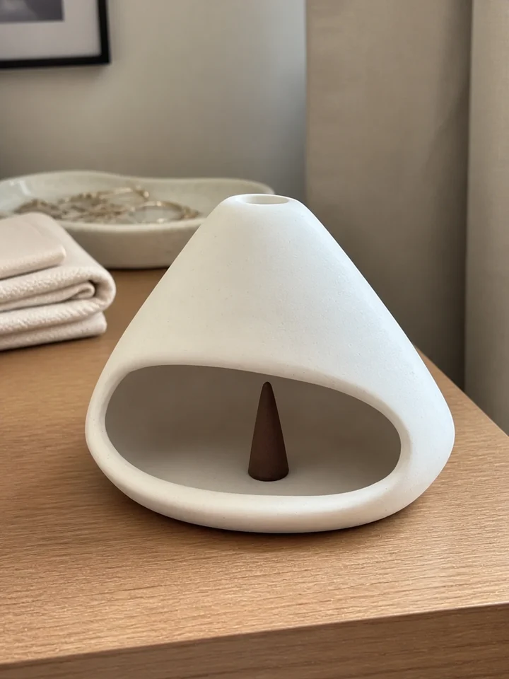 Ceramic Zongzi Palo Santo Holder | Four Colors styling idea 3