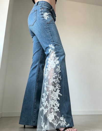 Lace Trim Flare Jeans（Blue 2.0）