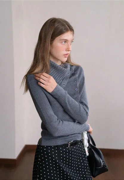 Long Sleeve Knit Top with Button Collar