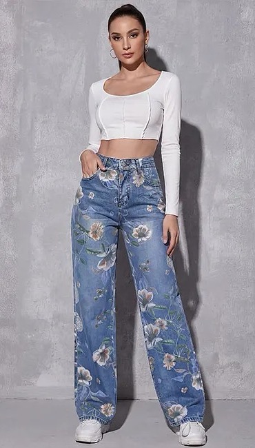 Women's Floral Print Straight-Leg Jeans