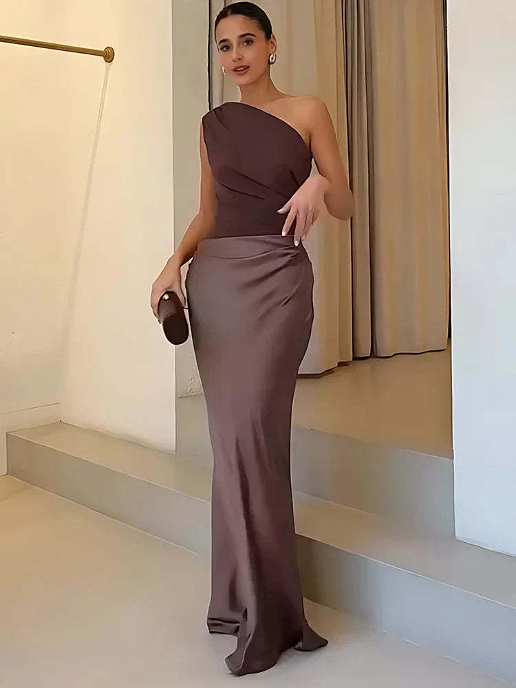 Maxi Dress with a Guilt in Satin