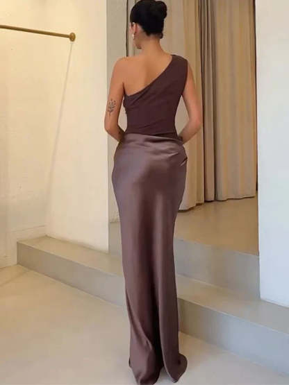 Maxi Dress with a Guilt in Satin