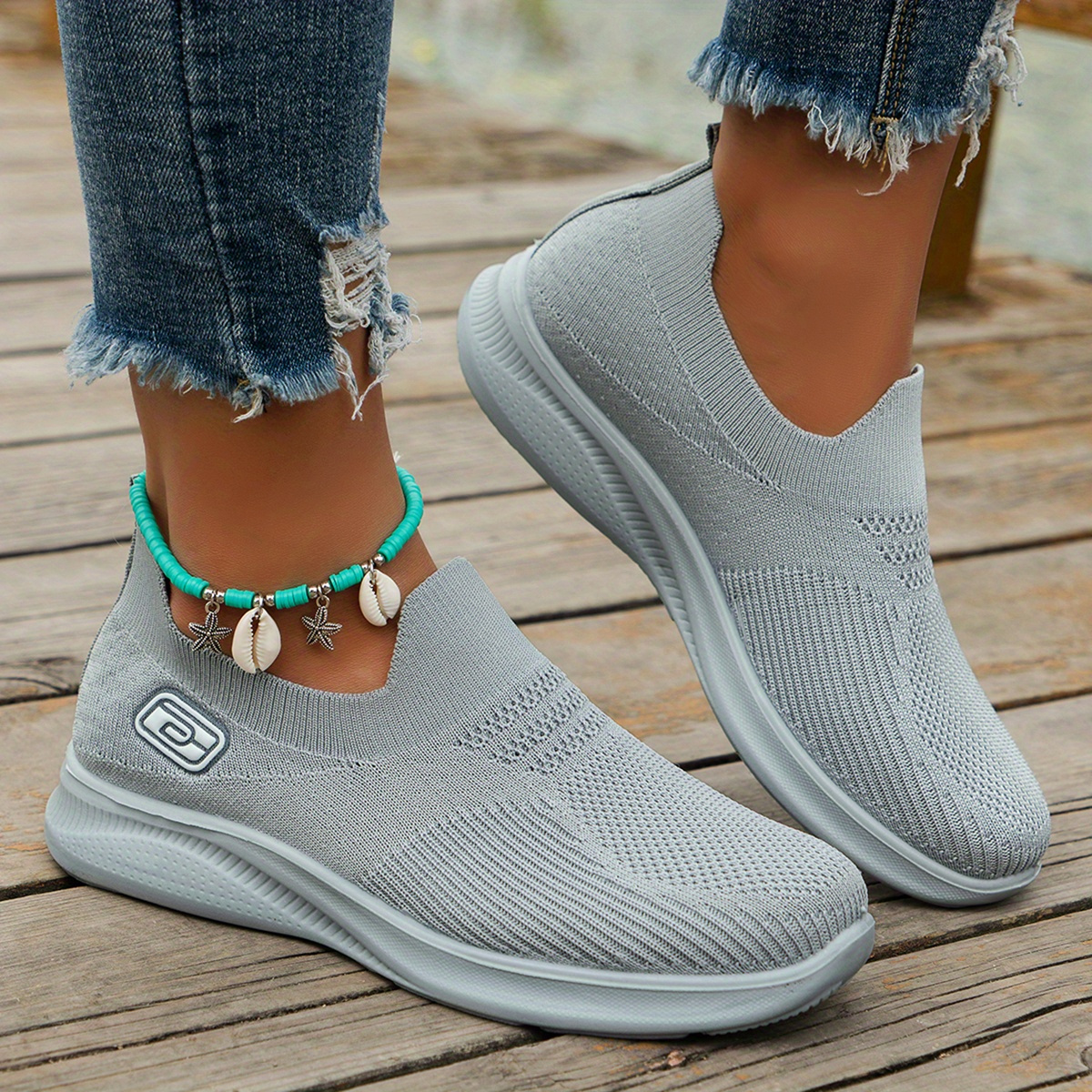 🔥Mega Sale - Buy Now & Save 50% OFF🔥Women's breathable and shock-absorbing sports shoes