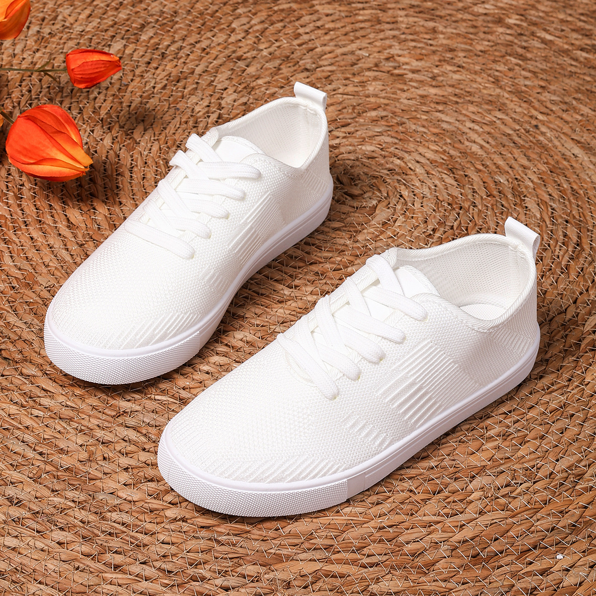 🔥Last Day Promotion 50% OFF - New winter style women's lightweight flat white shoes