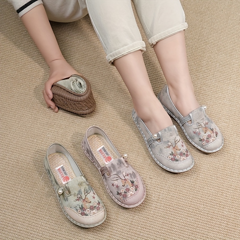 ⏰Last Day! 50% OFF 🔥Women's Floral Embroidered Casual Shoes
