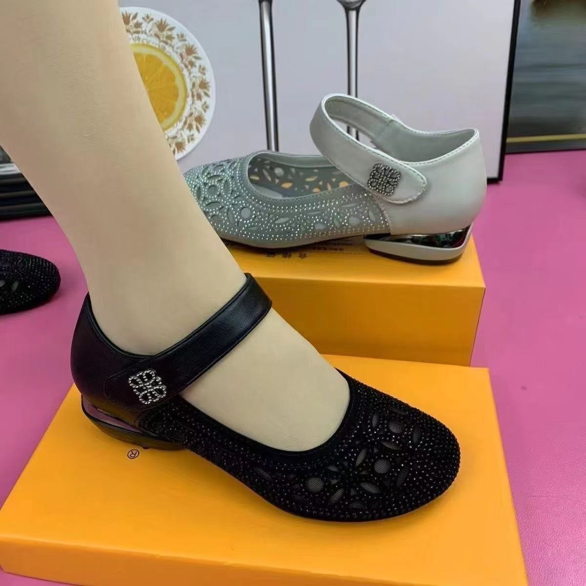 🔥Mega Sale - Buy Now & Save 50% OFF🔥Women's openwork breathable flat sandals