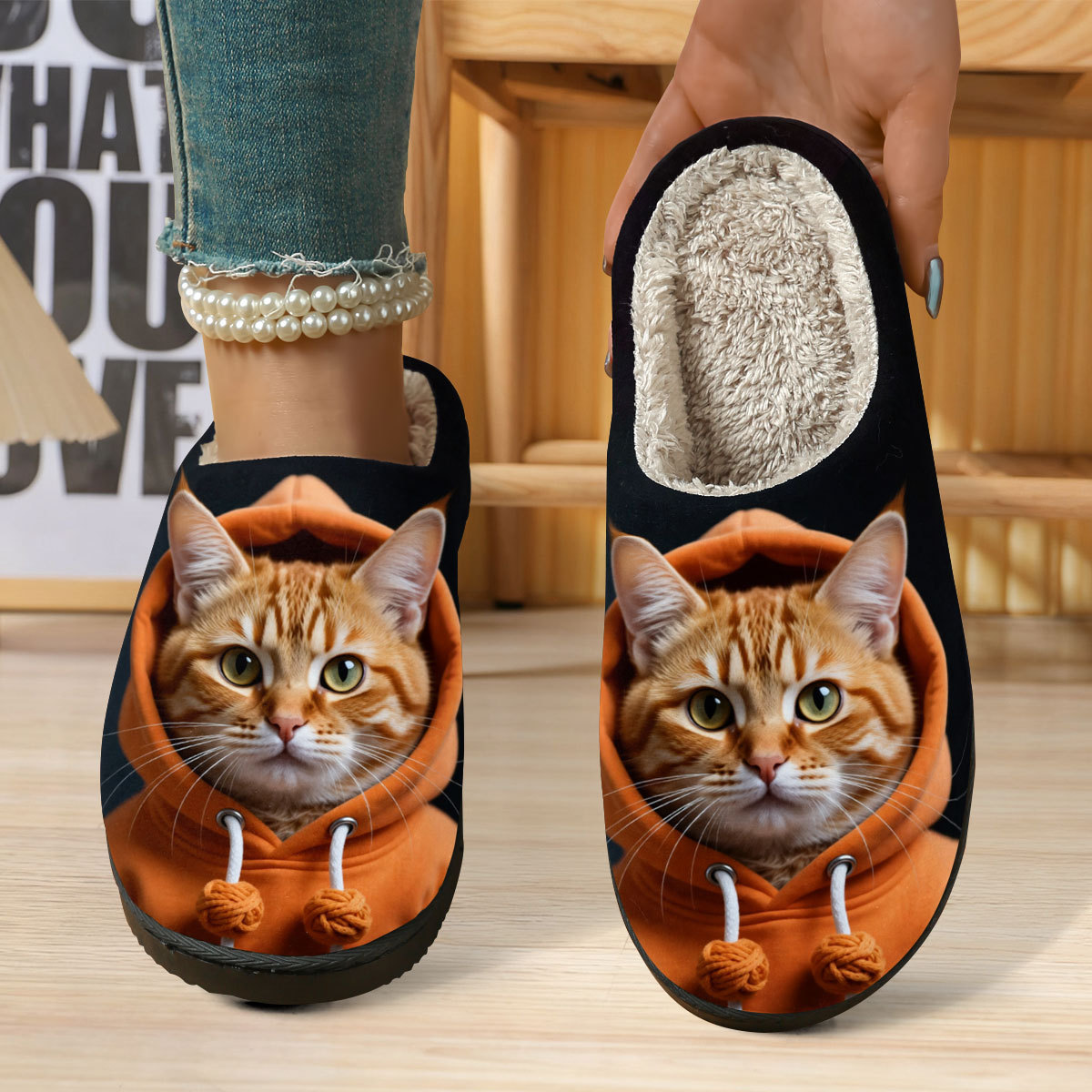 🔥Mega Sale - Buy Now & Save 50% OFF🔥Soft and comfortable slip-on non-slip slippers with an orange cat print.