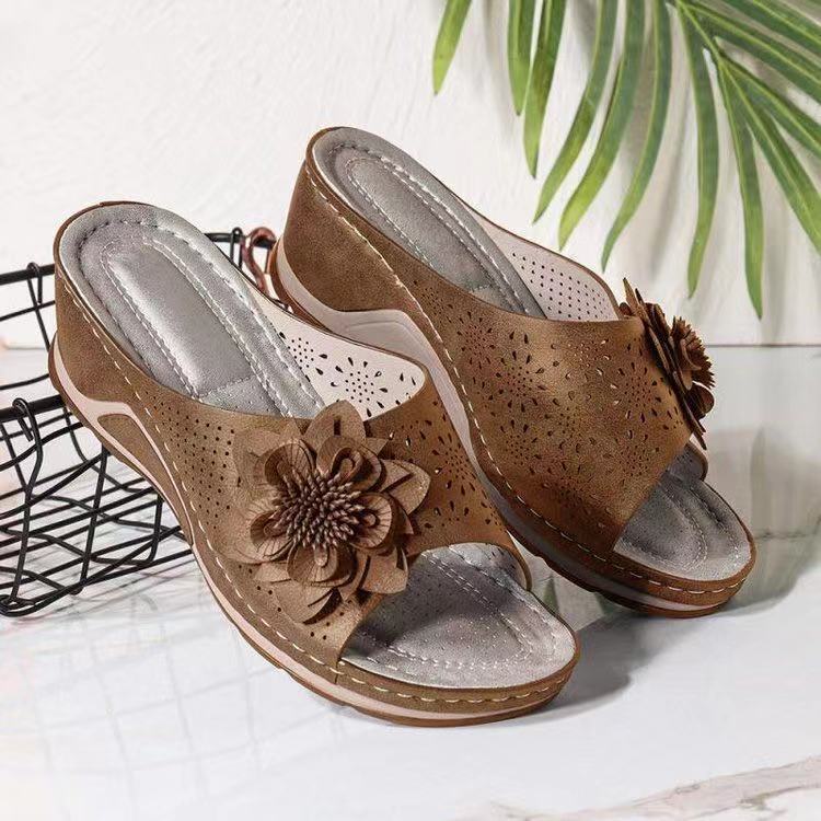 🔥Last Day Promotion 50% OFF - Flower-decorated orthopedic wedge sandals