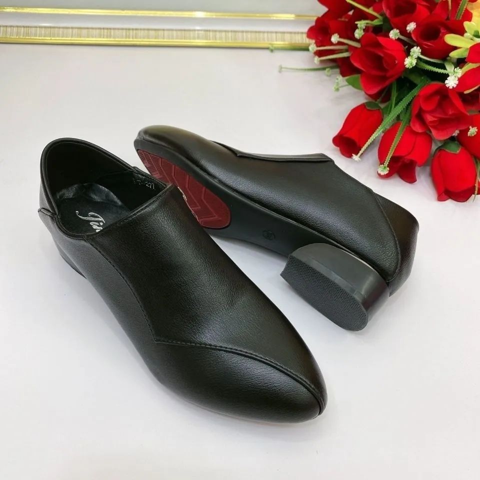 🔥Clearance Sale 50% OFF 🔥Women's Spring Comfortable Soft Leather Shoes