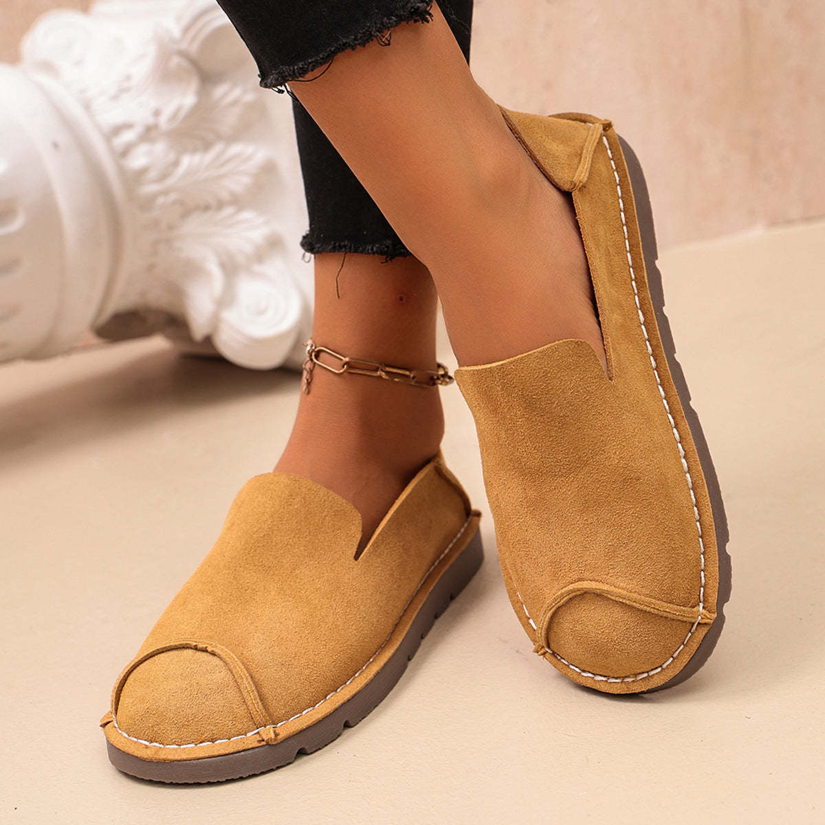 🔥Mega Sale - Buy Now & Save 50% OFF🔥Women’s suede wide-fit slip-ons