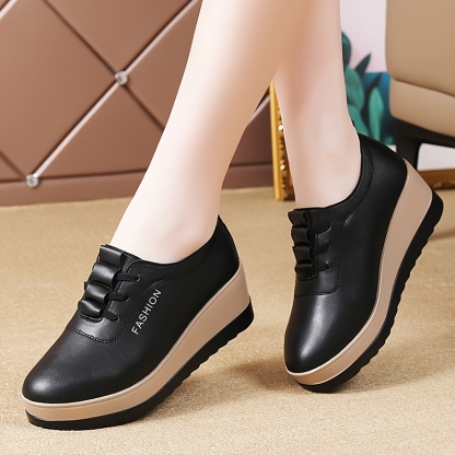 ⏰Last Day! 50% OFF 🔥New Spring/Autumn Wedge Heel Lightweight Women's Leather Shoes