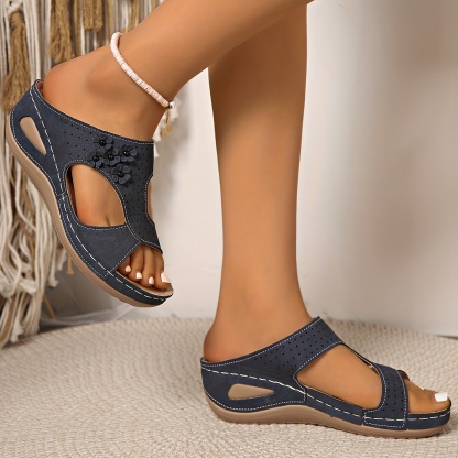 🔥Last Day Promotion 50% OFF - Women's Fashion Wedge Sandals