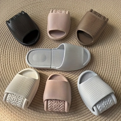 🔥Last Day Promotion 50% OFF - Portable Folding Slippers - Non-slip sole, compact foldable design