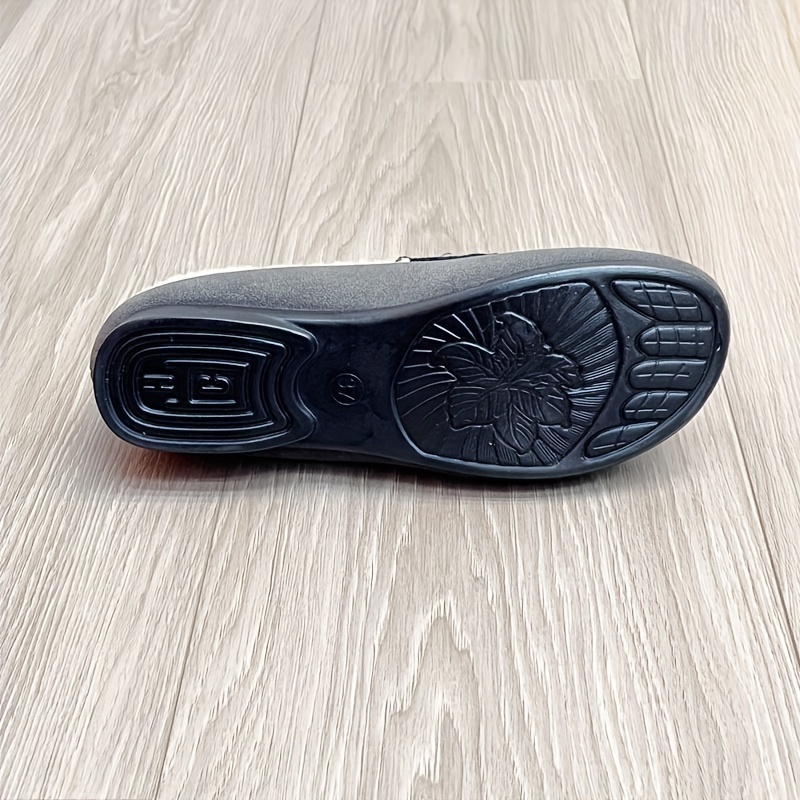 🔥Last Day Promotion 50% Women's winter slip-on fleece warm shoes