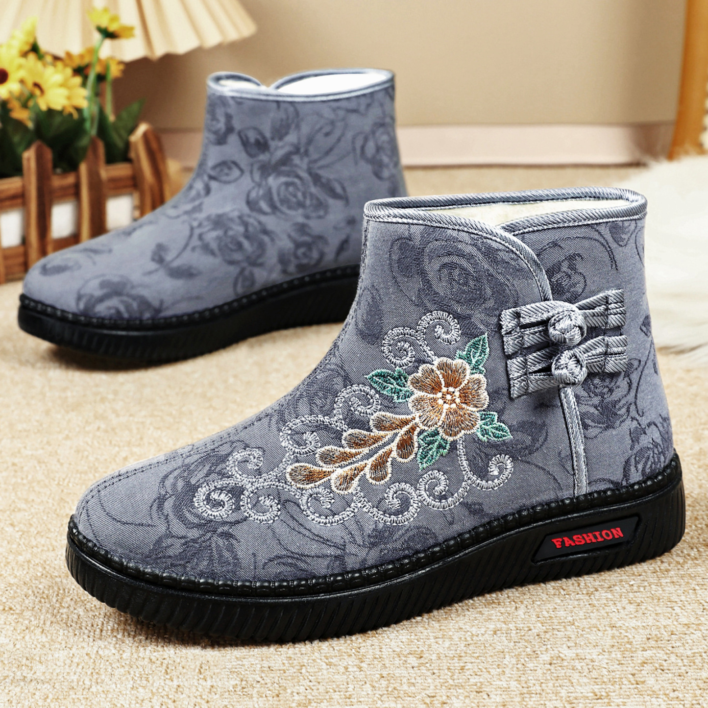 🔥Last Day Promotion 50% OFF --- New warm embroidered women's snow boots