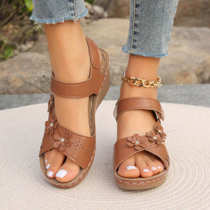 🔥Last Day Promotion 50% OFF - Women's outdoor sandals, stylish and comfortable