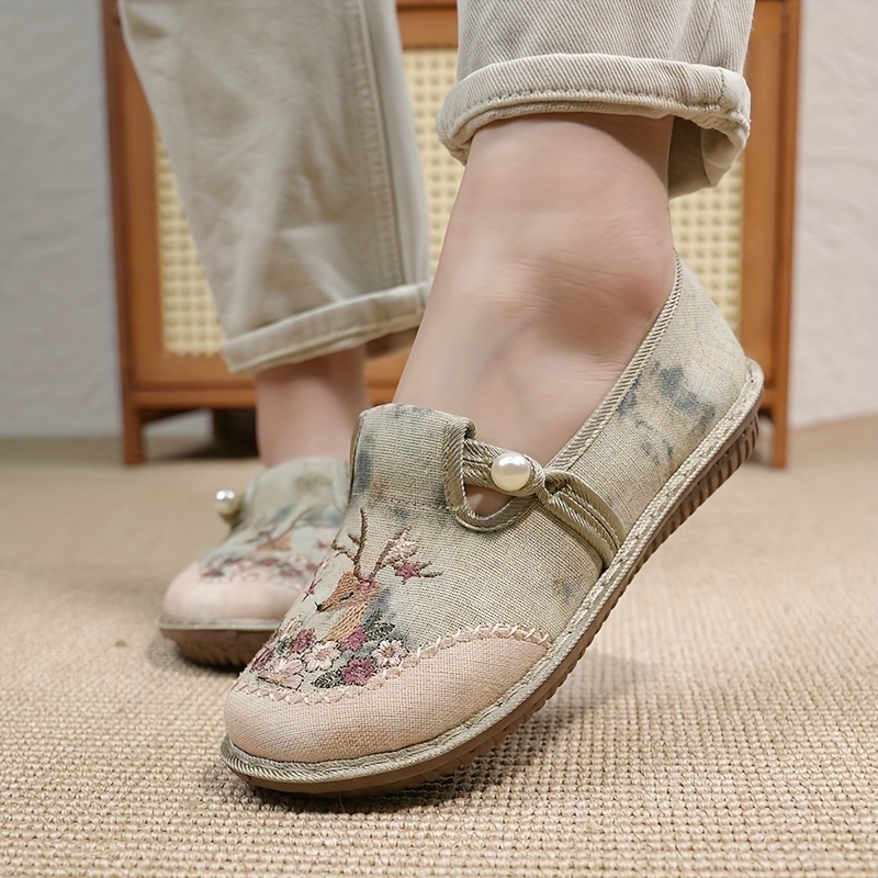 ⏰Last Day! 50% OFF 🔥Women's Floral Embroidered Casual Shoes