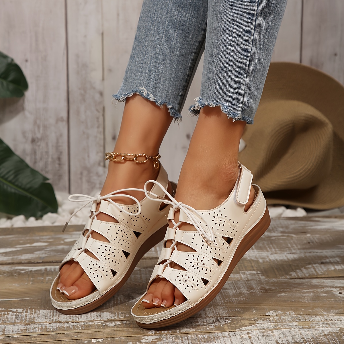 🔥Clearance Sale 50% OFF 🔥New Summer 2026 Cut-out Gladiator Sandals