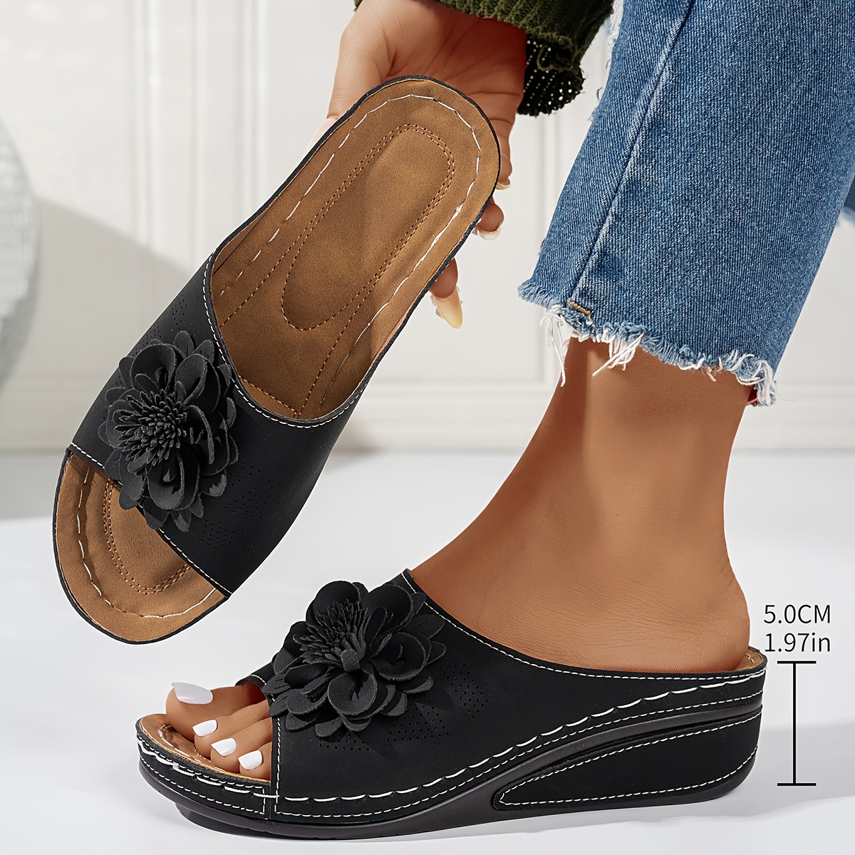 🔥Mega Sale - Buy Now & Save 50% OFF🔥Women's Summer New Mid-Heel Sandals - Floral Embellishes