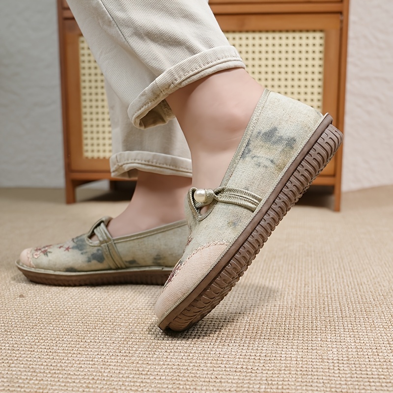 ⏰Last Day! 50% OFF 🔥Women's Floral Embroidered Casual Shoes