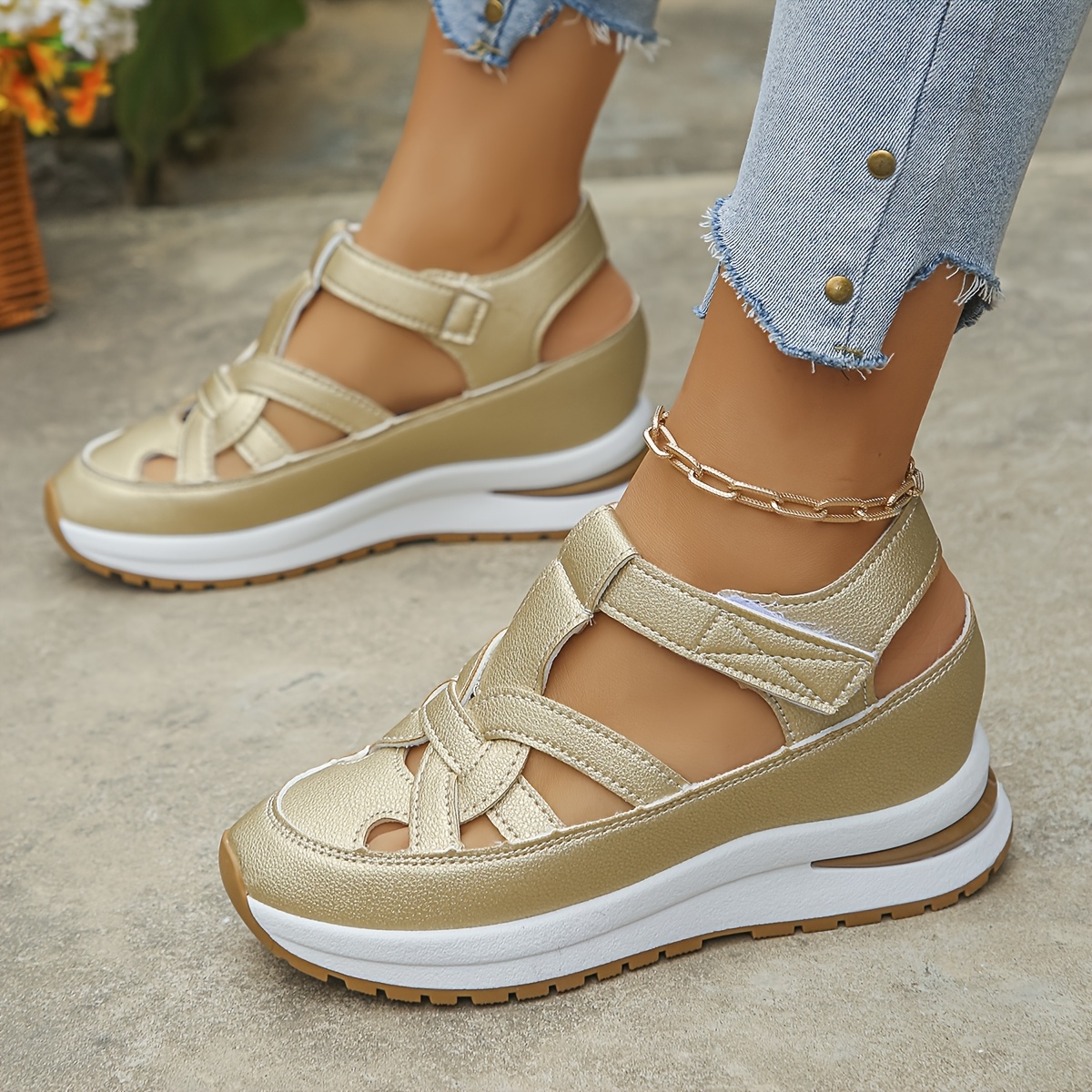 🔥Last Day Promotion 50% OFF🔥New summer invisible height-increasing sandals