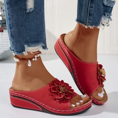 🔥Mega Sale - Buy Now & Save 50% OFF🔥Women's Summer New Mid-Heel Sandals - Floral Embellishes