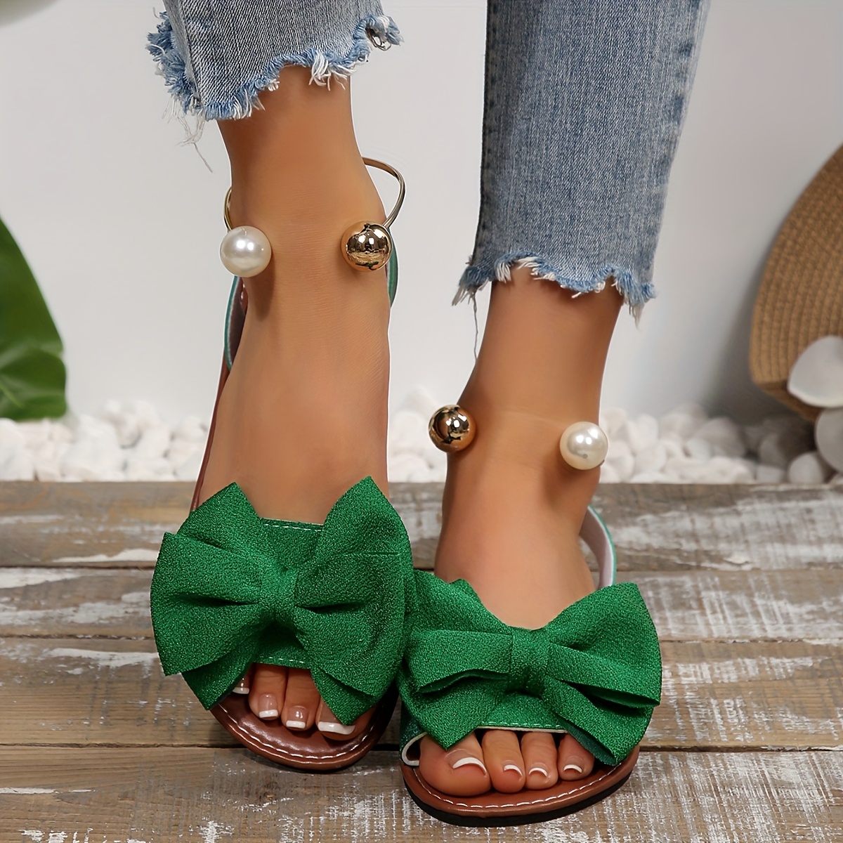 🔥Mega Sale - Buy Now & Save 50% OFF🔥Women's fashionable metal bead bow-decorated sandals