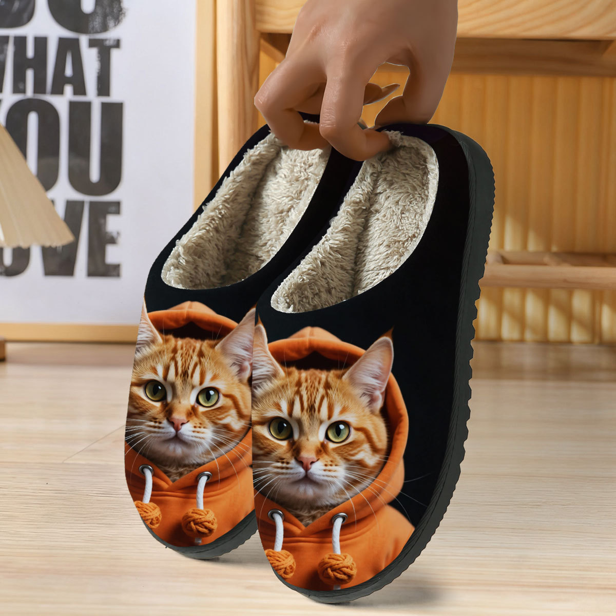 🔥Mega Sale - Buy Now & Save 50% OFF🔥Soft and comfortable slip-on non-slip slippers with an orange cat print.