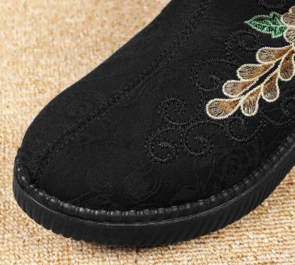 🔥Last Day Promotion 50% OFF --- New warm embroidered women's snow boots