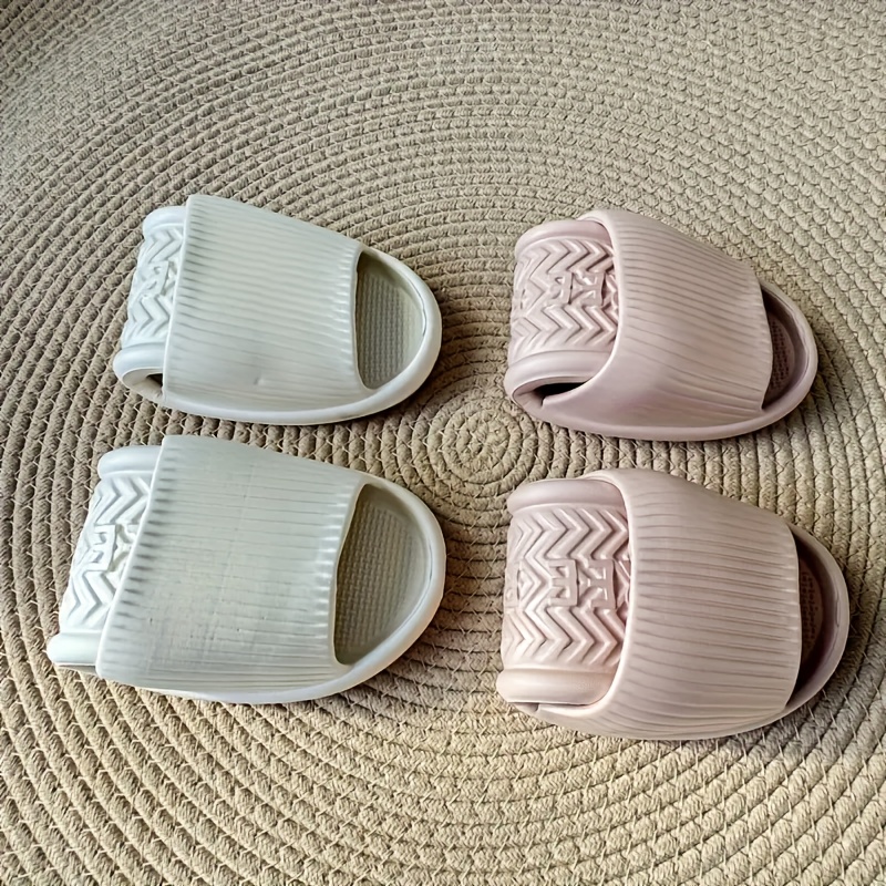 🔥Last Day Promotion 50% OFF - Portable Folding Slippers - Non-slip sole, compact foldable design
