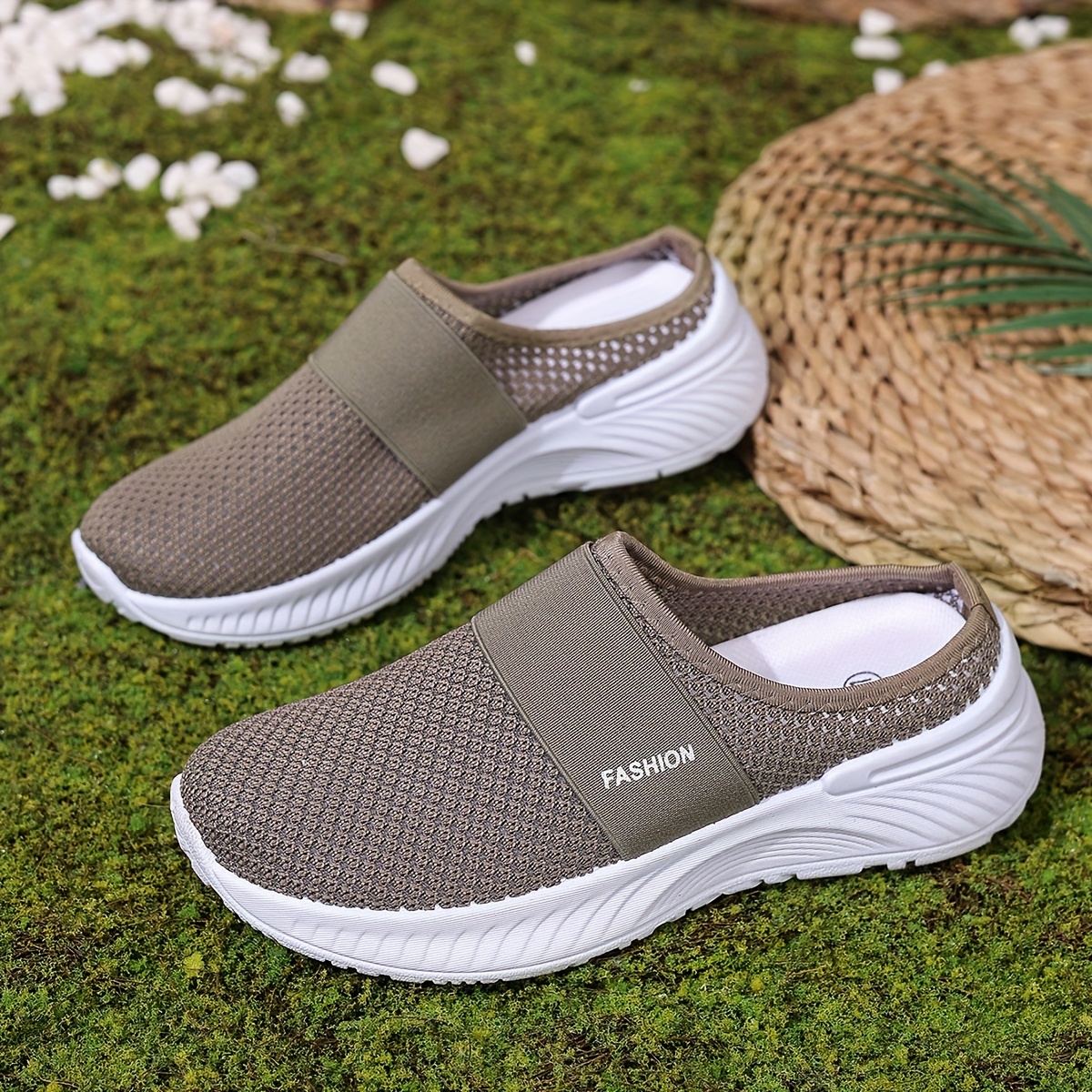 ⏰Last Day! 50% OFF 🔥Women's fashionable slip-on casual shoes, made of breathable and comfortable mesh material.