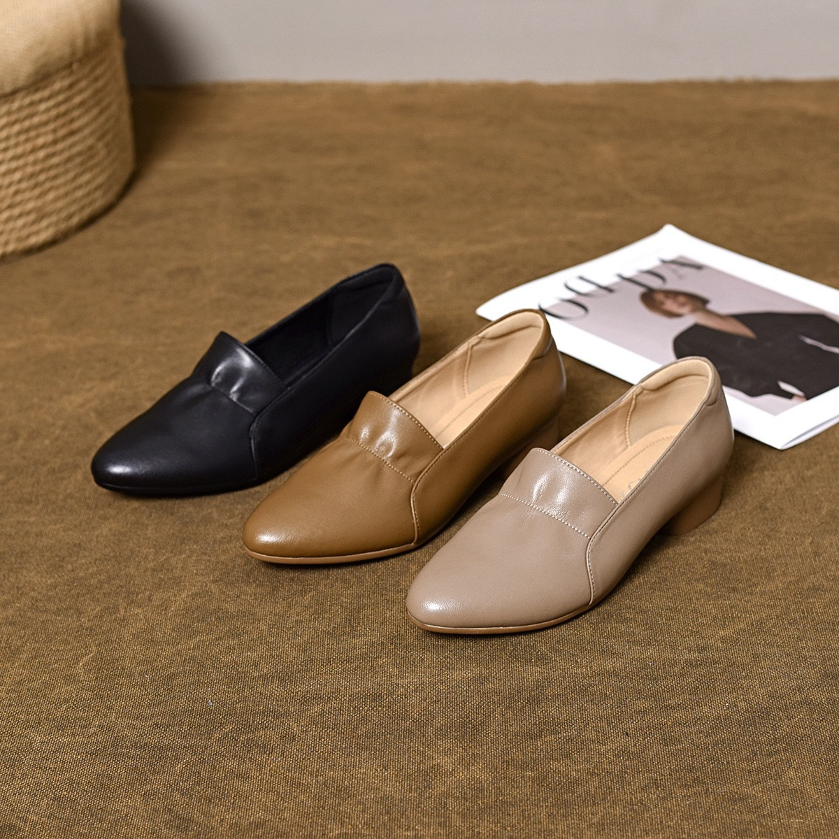 ⏰Last Day! 50% OFF 🔥Women's fashionable and soft slip-on leather shoes