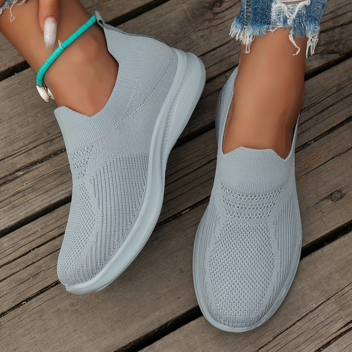🔥Mega Sale - Buy Now & Save 50% OFF🔥Women's breathable and shock-absorbing sports shoes