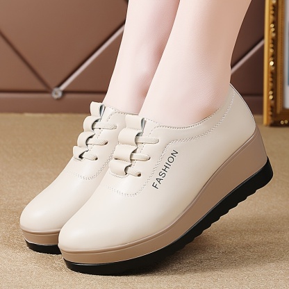 ⏰Last Day! 50% OFF 🔥New Spring/Autumn Wedge Heel Lightweight Women's Leather Shoes