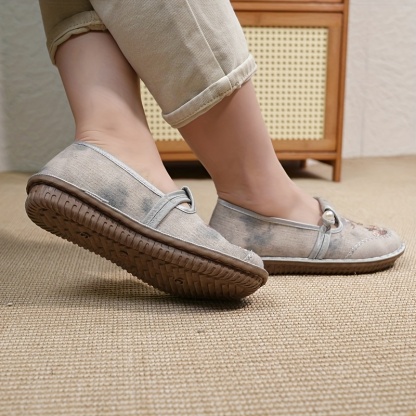 ⏰Last Day! 50% OFF 🔥Women's Floral Embroidered Casual Shoes