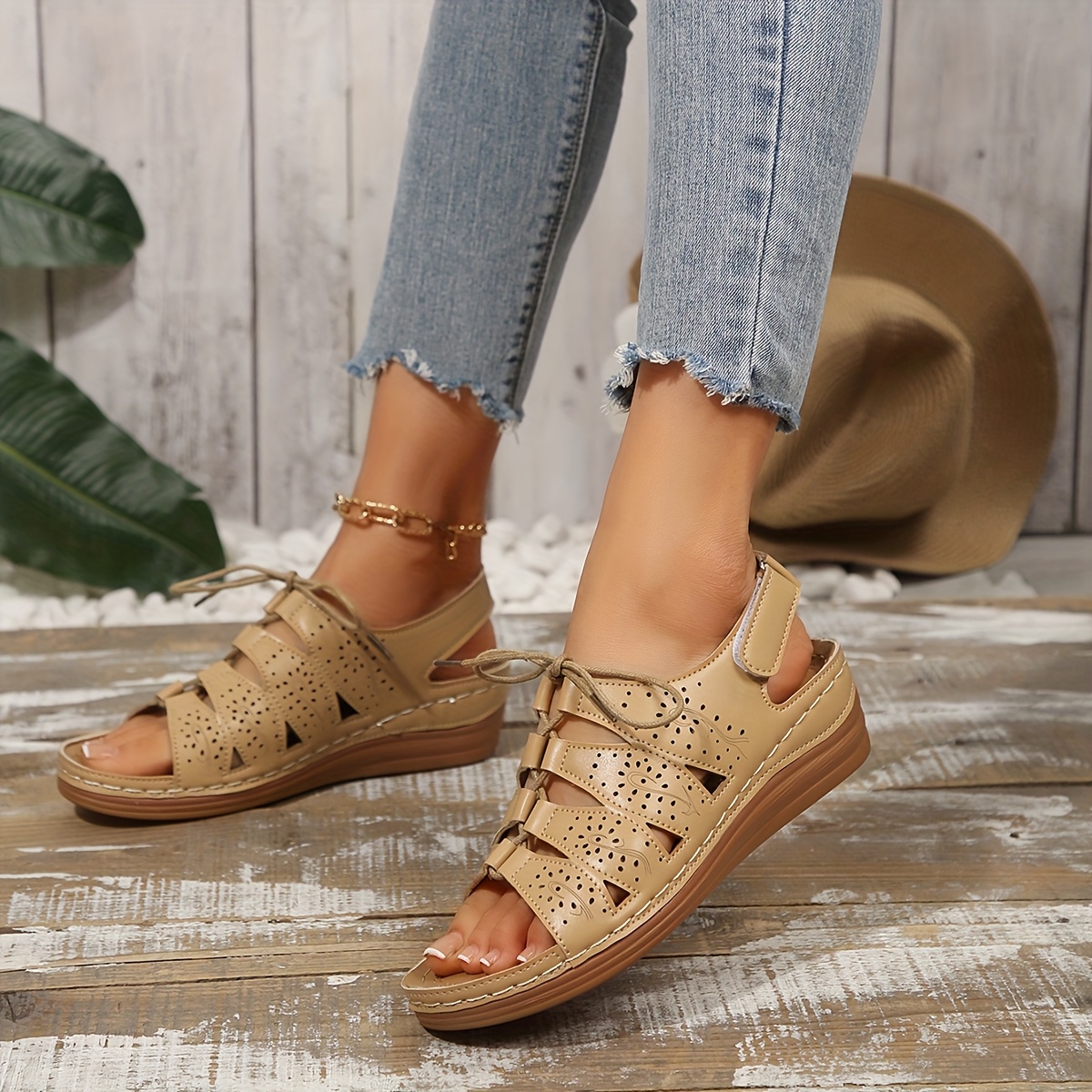🔥Clearance Sale 50% OFF 🔥New Summer 2026 Cut-out Gladiator Sandals