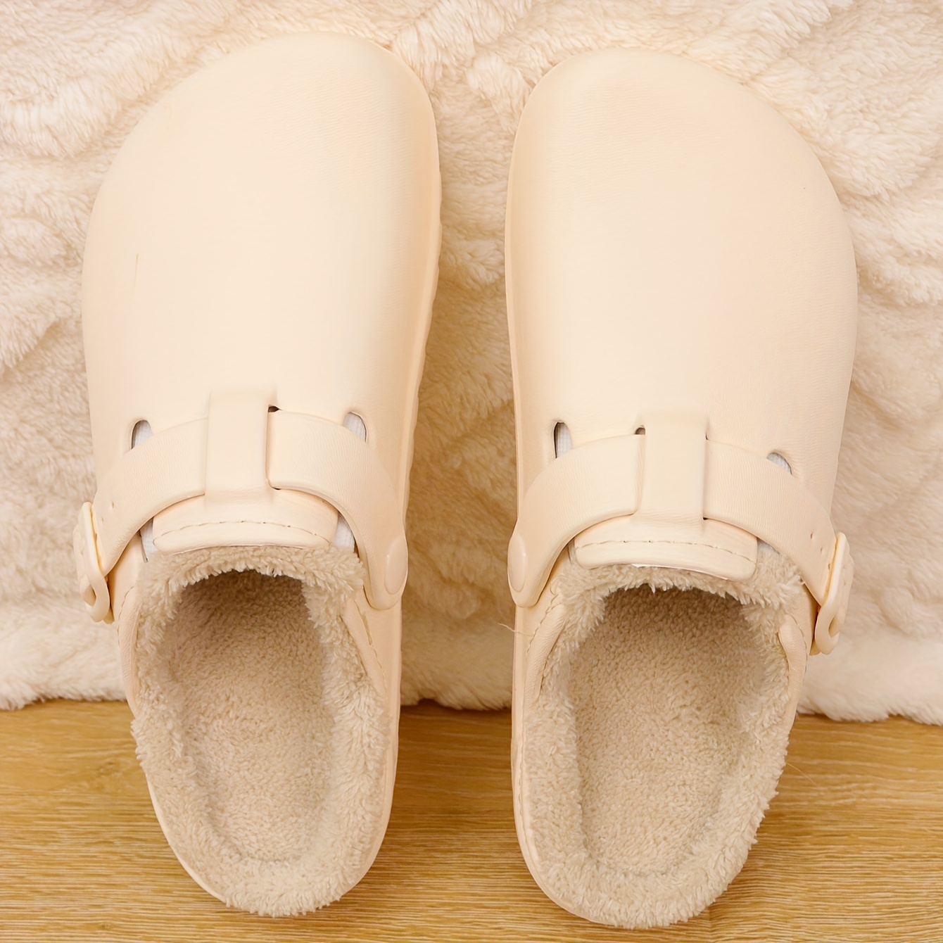 🔥Last Day Promotion 50% OFF - Women's waterproof and warm cotton slippers