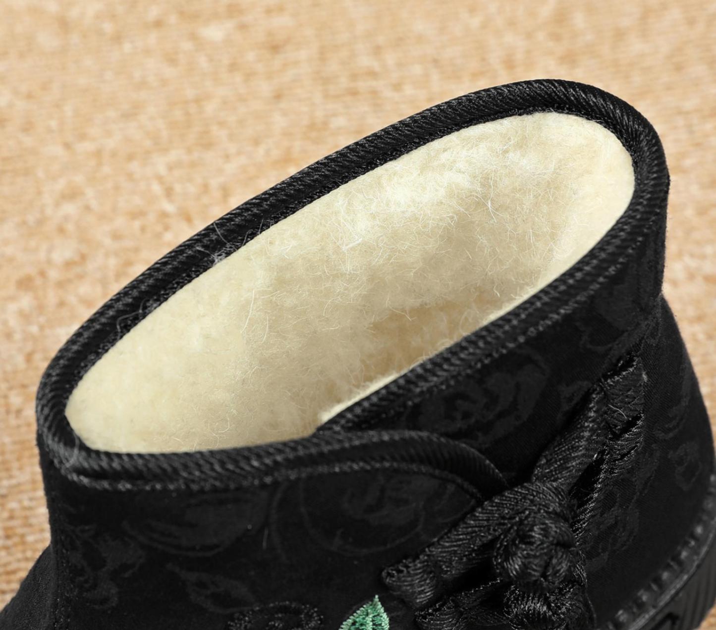 🔥Last Day Promotion 50% OFF --- New warm embroidered women's snow boots