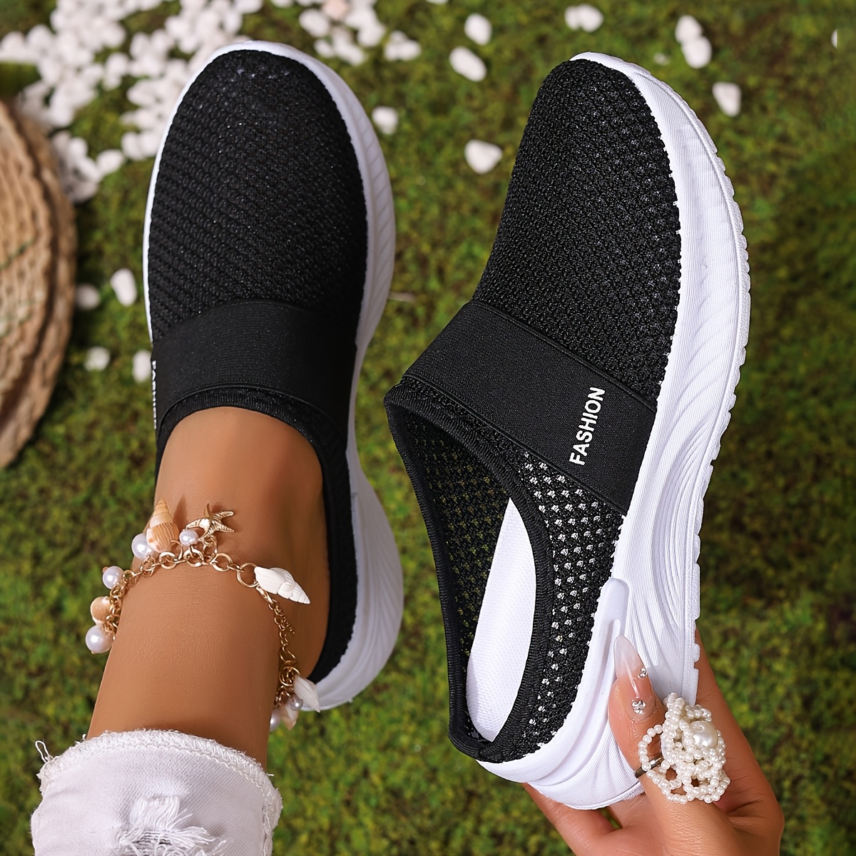 ⏰Last Day! 50% OFF 🔥Women's fashionable slip-on casual shoes, made of breathable and comfortable mesh material.