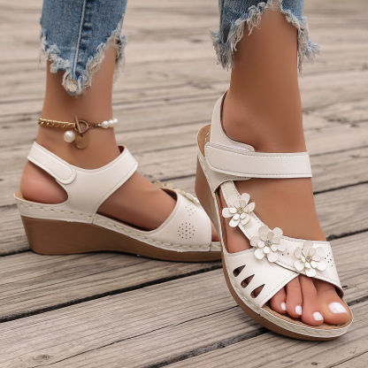 🔥Last Day Promotion 50% OFF - Women's outdoor sandals, stylish and comfortable