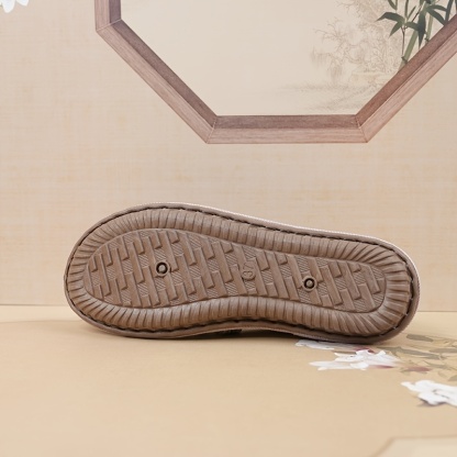 ⏰Last Day! 50% OFF 🔥Women's Floral Embroidered Casual Shoes