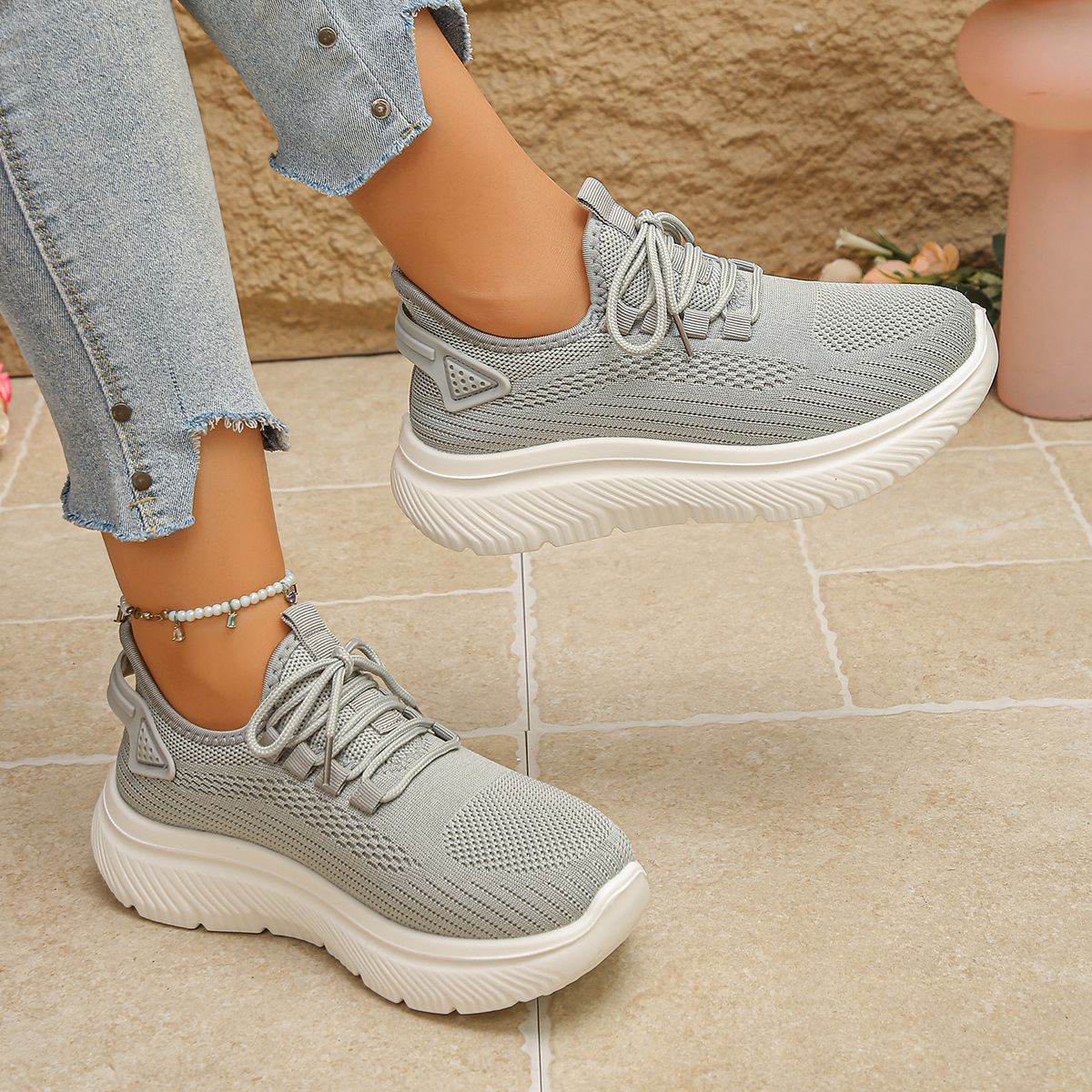 🔥Super Sale – 50% off for a limited time only🔥Women’s knitted thermal shoes, lightweight and non-slip – all-day arch support